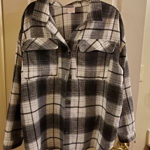 No Boundaries black and white Shacket